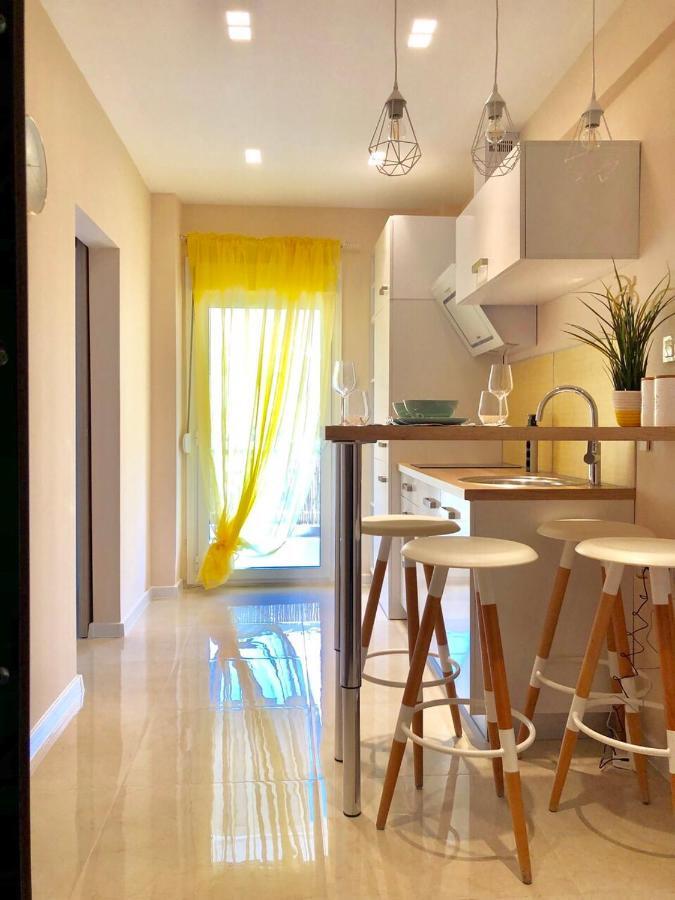 Relax Apartment Peraía Екстериор снимка