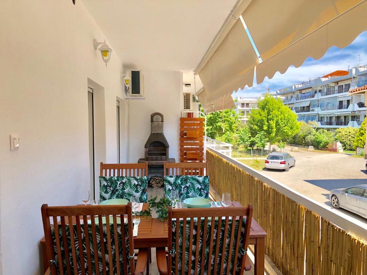 Relax Apartment Peraía Екстериор снимка
