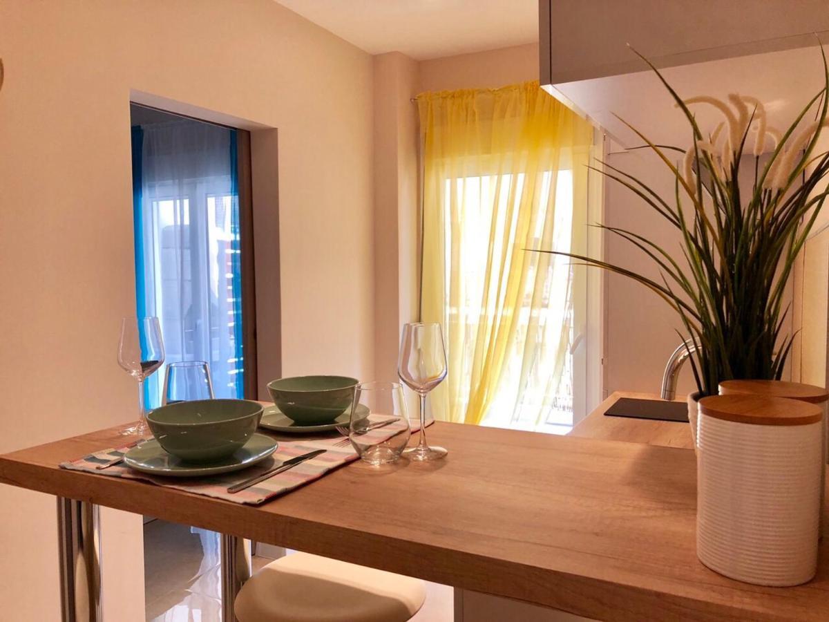 Relax Apartment Peraía Екстериор снимка